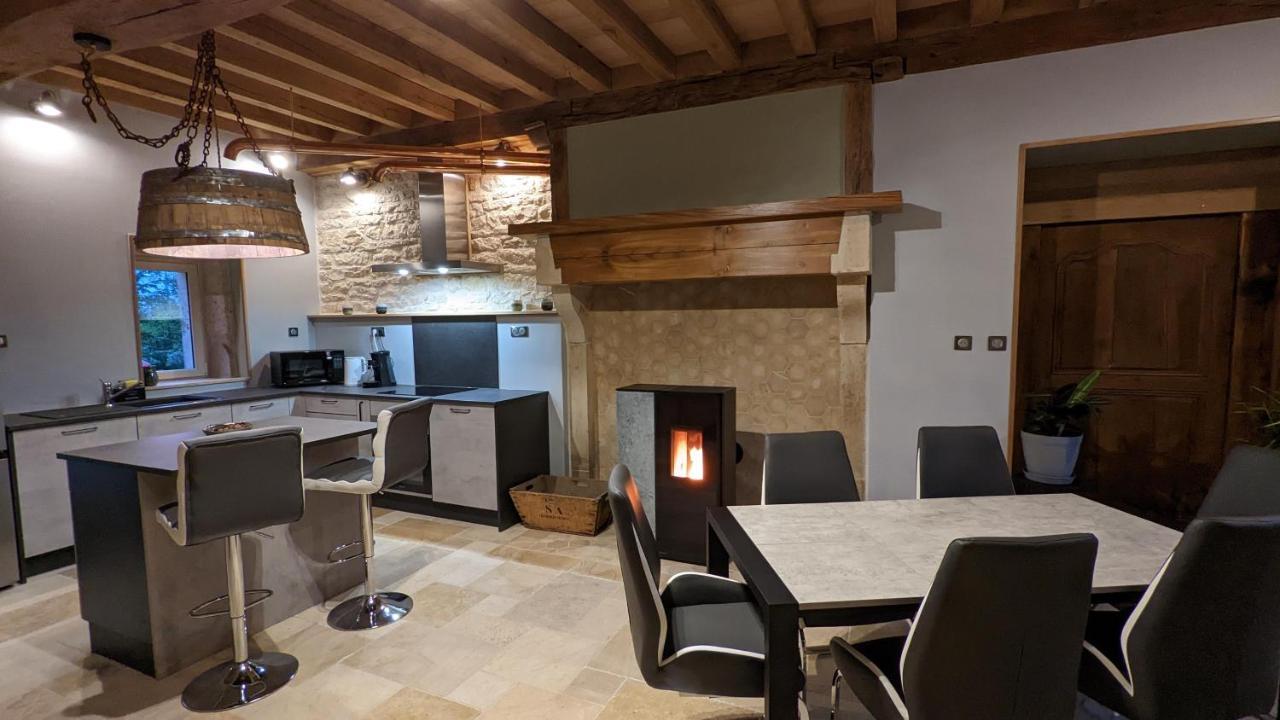 Beire-le-Châtel La Ferme Du Chateau מראה חיצוני תמונה